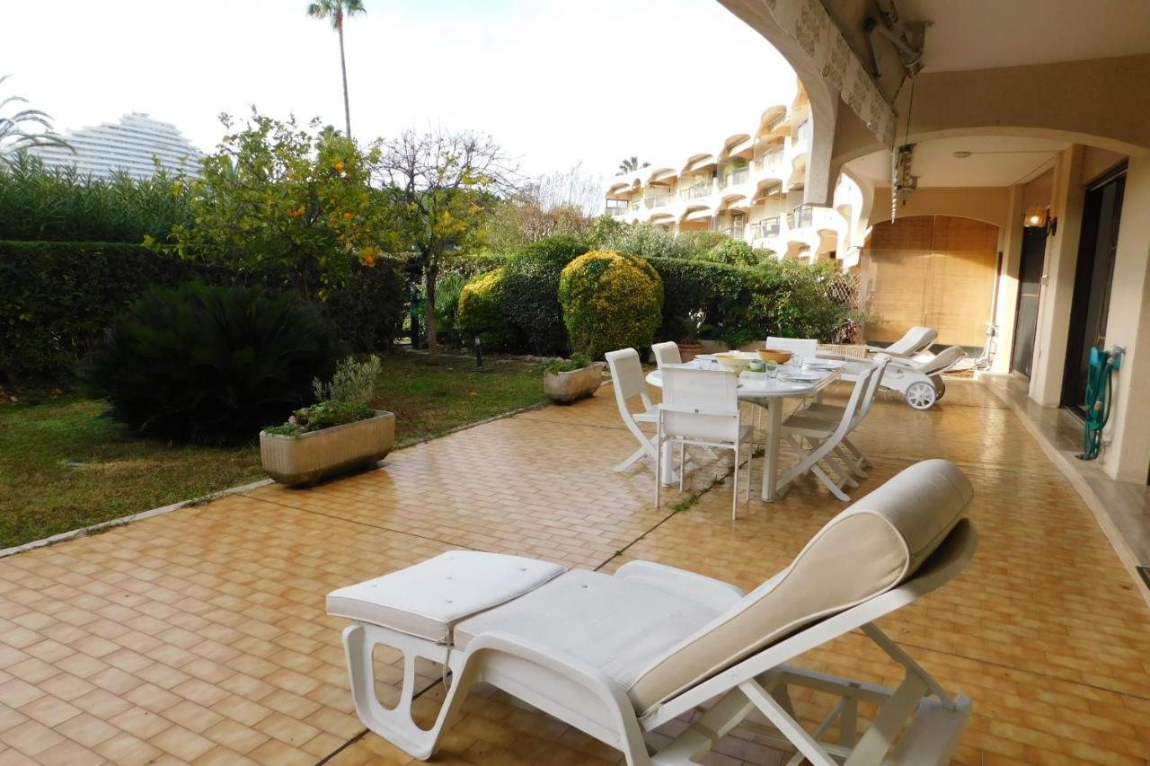 Air-Conditioned 4-Room "Marine Villeneuve" Flat With Pool And Parking المظهر الخارجي الصورة